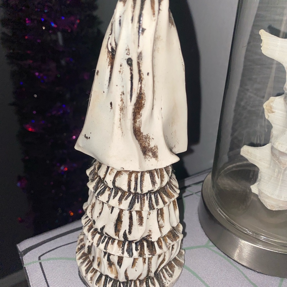 Skeleton bride decor - Picture 2 of 2